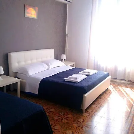 Gæstehus Stanze Di Leo Palermo